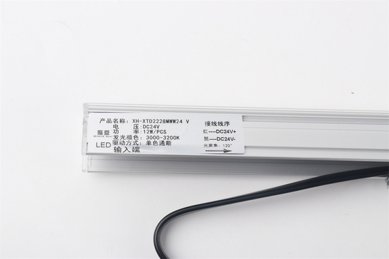 Lumière linéaire simple de la couleur LED de 12 watts DC24V avec l'angle de visualisation de 120 degrés