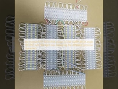 Module LED 7512-5050 RGB puissance 0.72W LM60-66LM angle 160 IP65 avec le caisson lumineux affichant les différents caractères lumineux