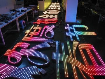 Éclairage mené polychrome de publicité extérieure de modules d'IP67 12mm 5V RVB pour des signes