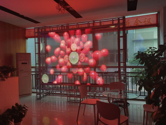 Écran d'affichage à LED transparent OEM haute luminosité 10000points/m2