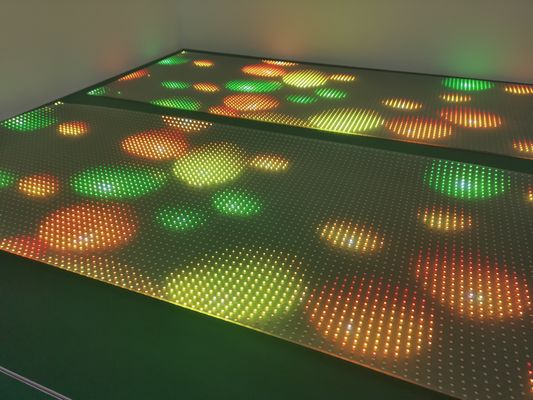 Display à LED ultra-mince, flexible, transparent, film adhésif publicitaire, à LED destiné aux magasins de détail DC5V P4