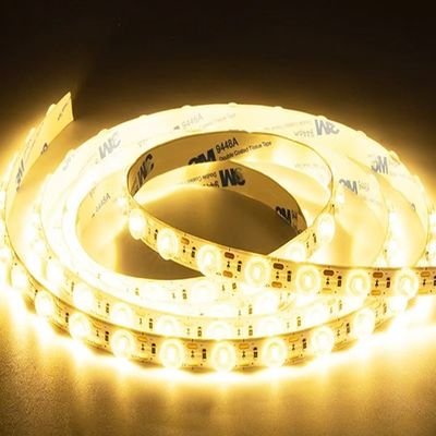 Lumière à bande LED de haute luminosité et facile à contrôler pour la publicité et les besoins d'éclairage