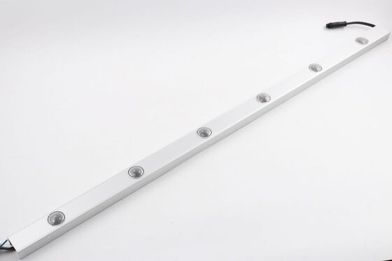 Contrôle d'application intelligente de 30 mm IP67 0,75W 12V Éclairage de point extérieur de Noël avec piste en aluminium