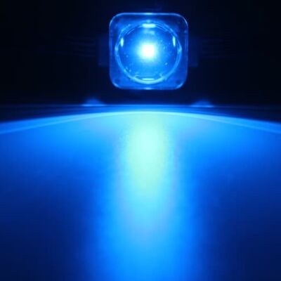 Point lumineux LED RVB 20mm IP67 étanche avec angle de faisceau de 120° et matériau PC résistant aux UV